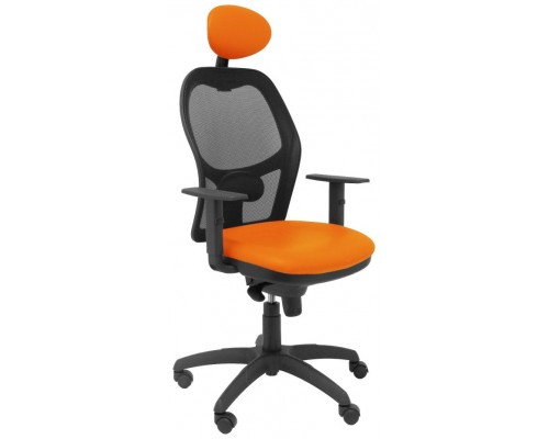 PIQUERAS Y CRESPO Silla Jorquera malla negra asiento similpiel naranja con cabecero fijo