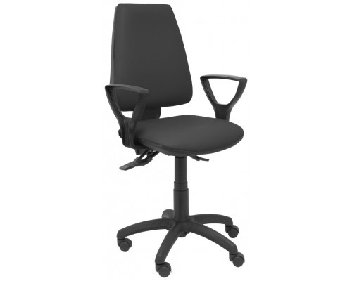 PIQUERAS Y CRESPO Silla Elche asincro similpiel negro con brazos fijos
